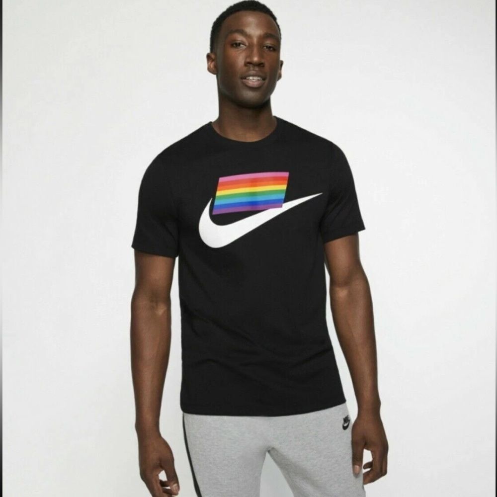 Nike pPride LGBTQ Rainbow Flag‎ T Shirt CD9076-010 Small